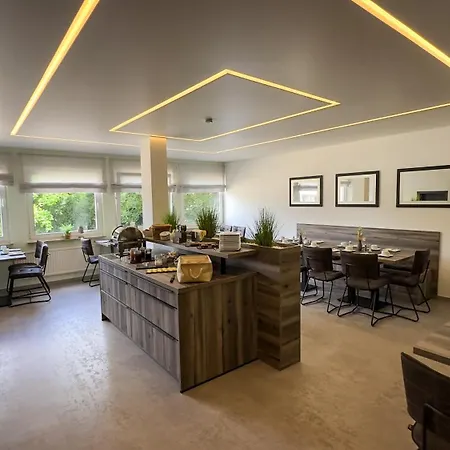 Schmidt Garni 3*
