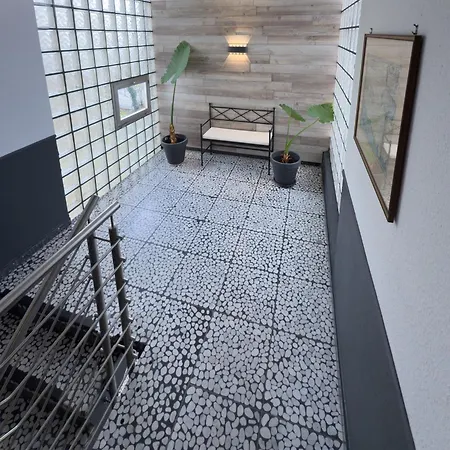 Отель Schmidt Garni Эссен