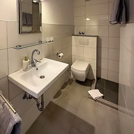 Schmidt Garni Hotel