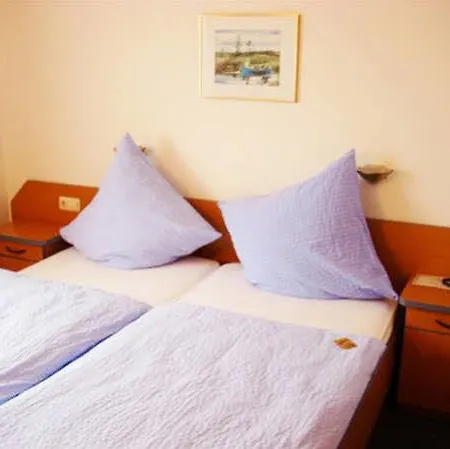 Schmidt Garni Hotel 3*