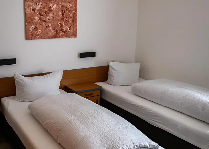 Schmidt Garni Szálloda 3*